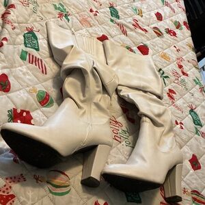 Elegant Cream Women's Boots